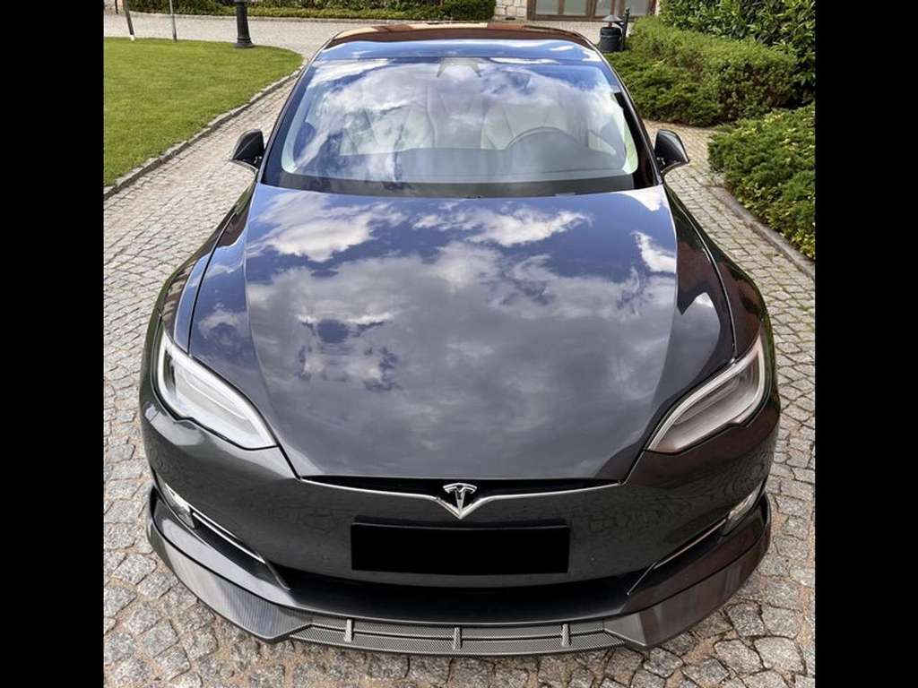 Tesla Model S Standard Range