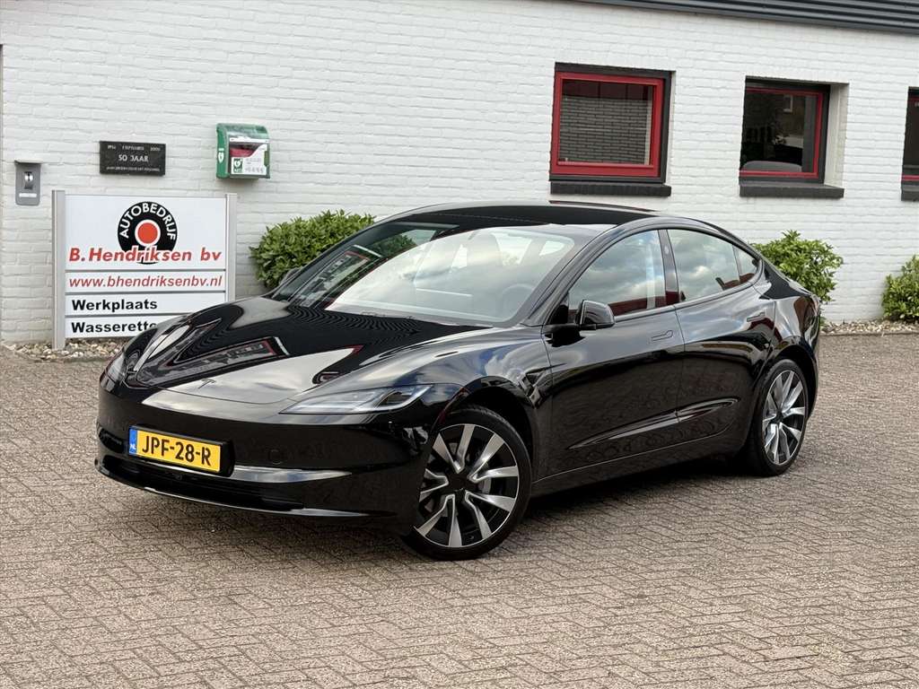 Tesla Model 3 Longe Range RWD 78 KWH/ Glascoating/ Afneembare tr