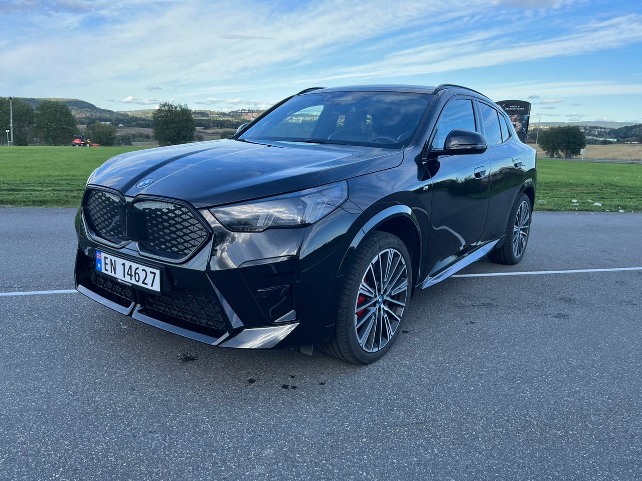 BMW iX2