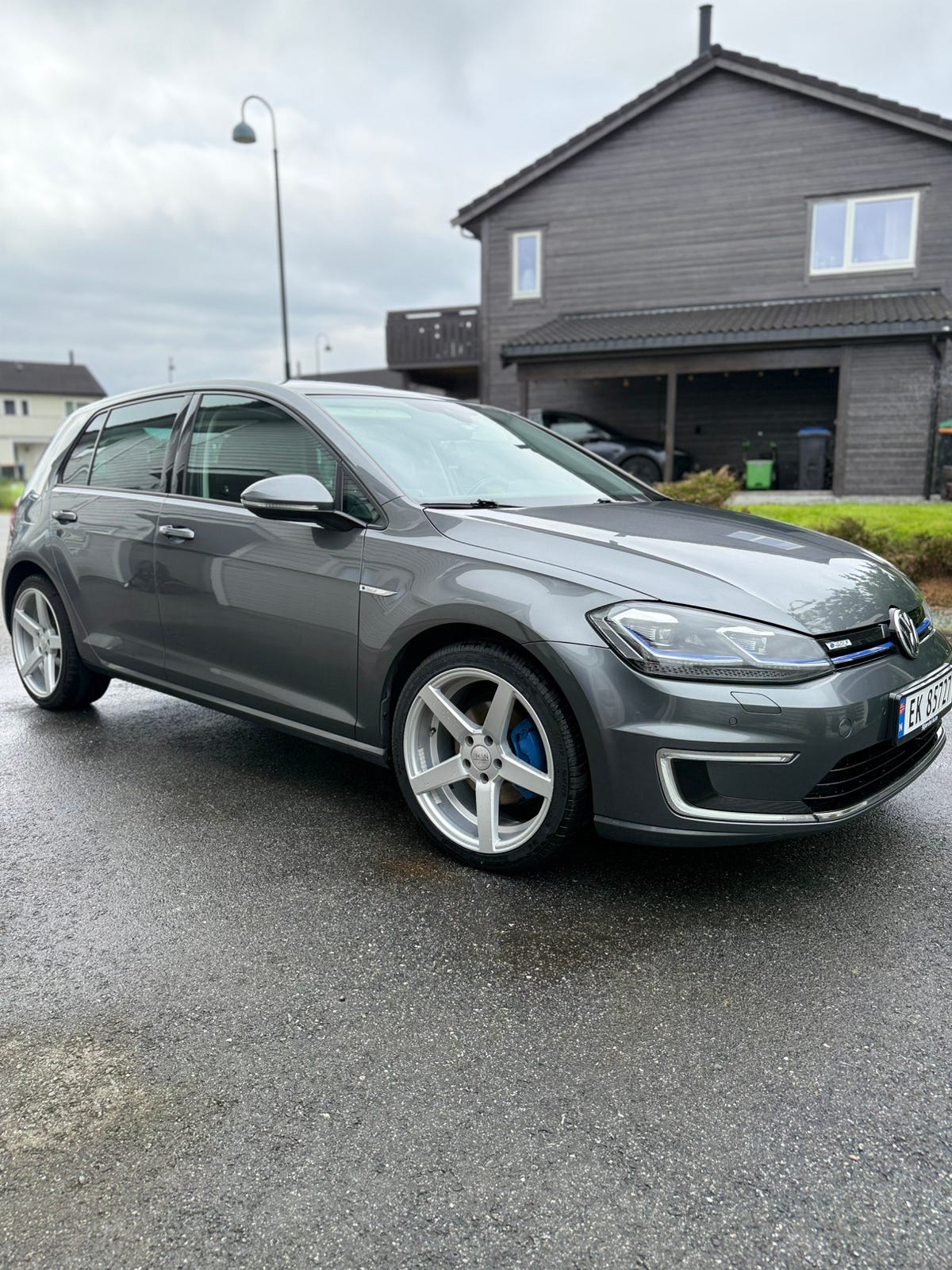 Volkswagen e-Golf VII