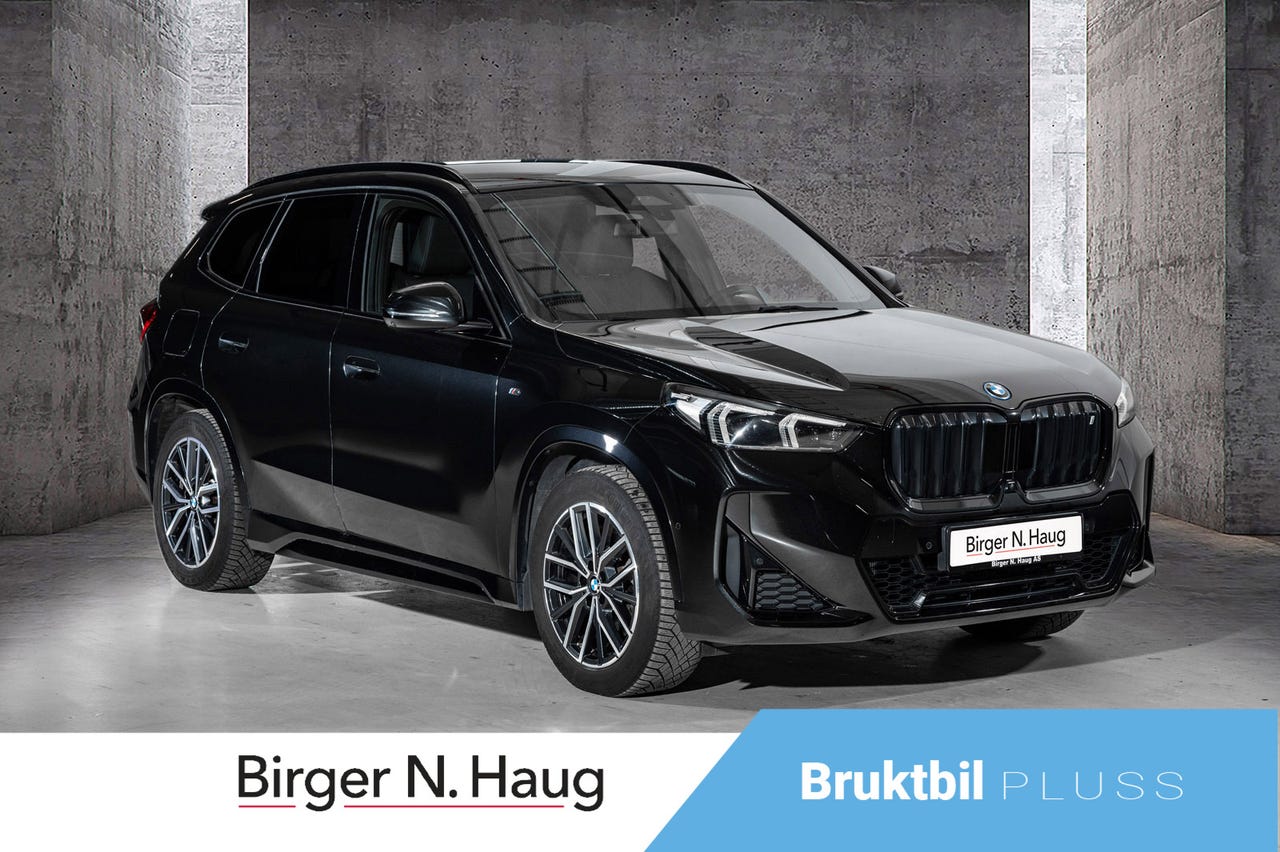 BMW iX1