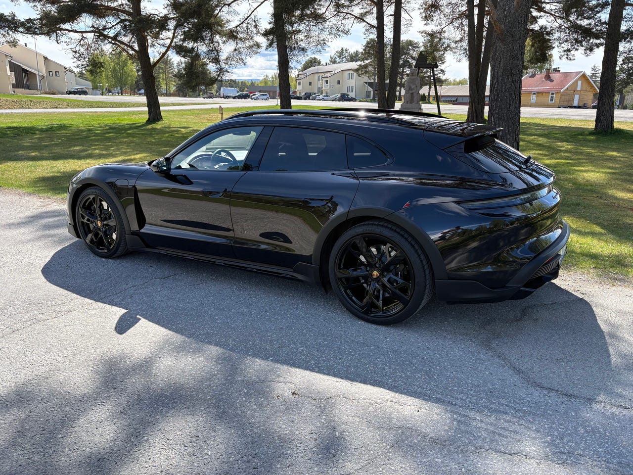Porsche Taycan Cross Turismo