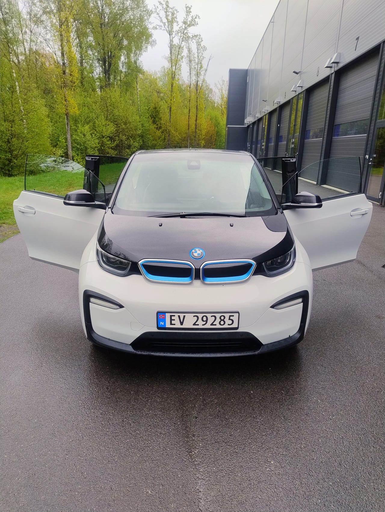 BMW i3