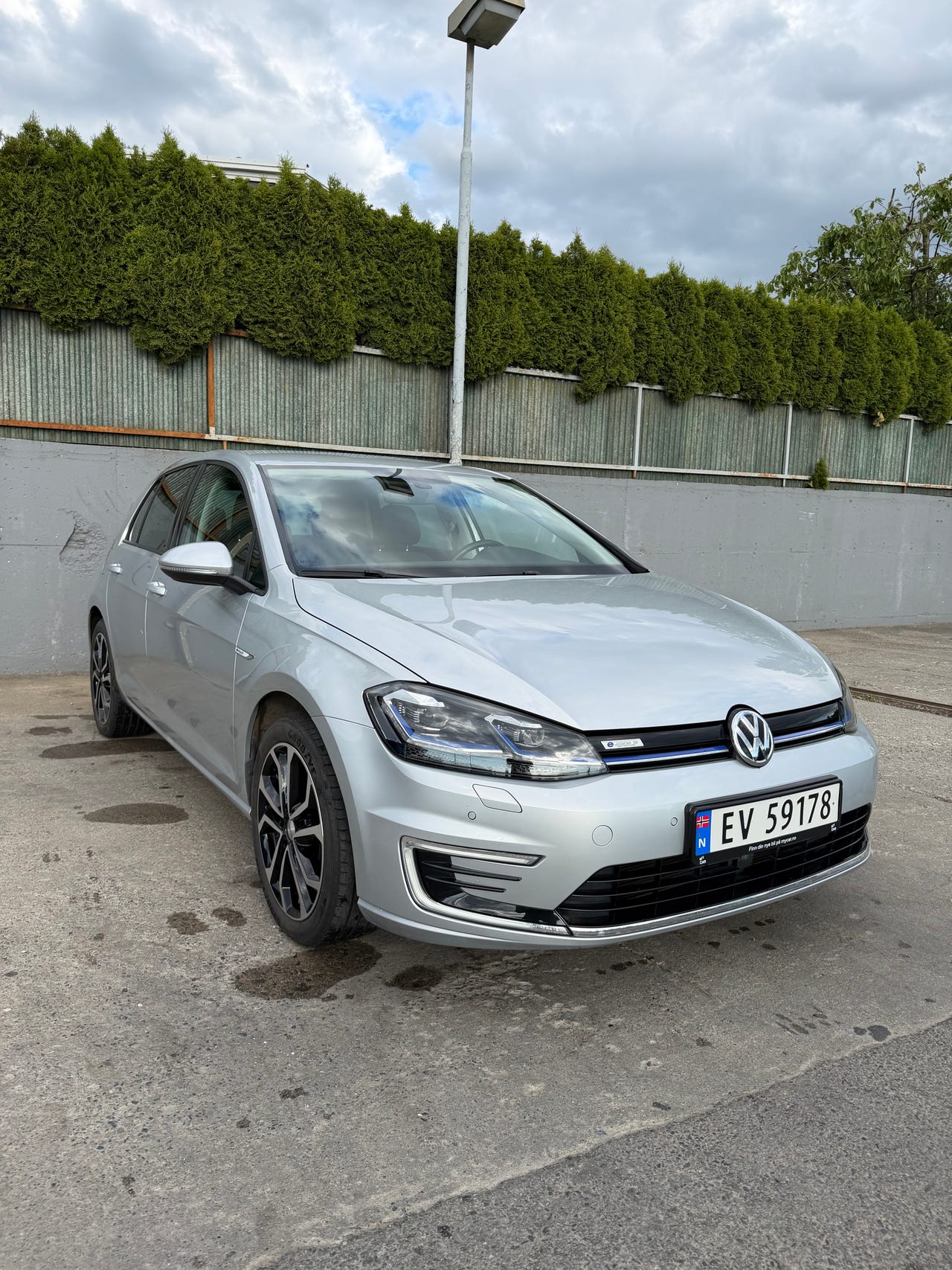 Volkswagen e-Golf VII