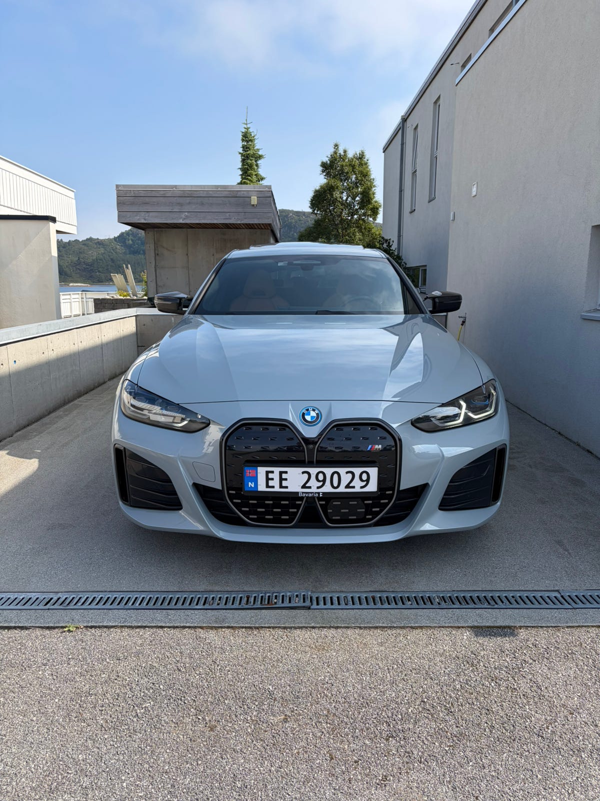 BMW i4