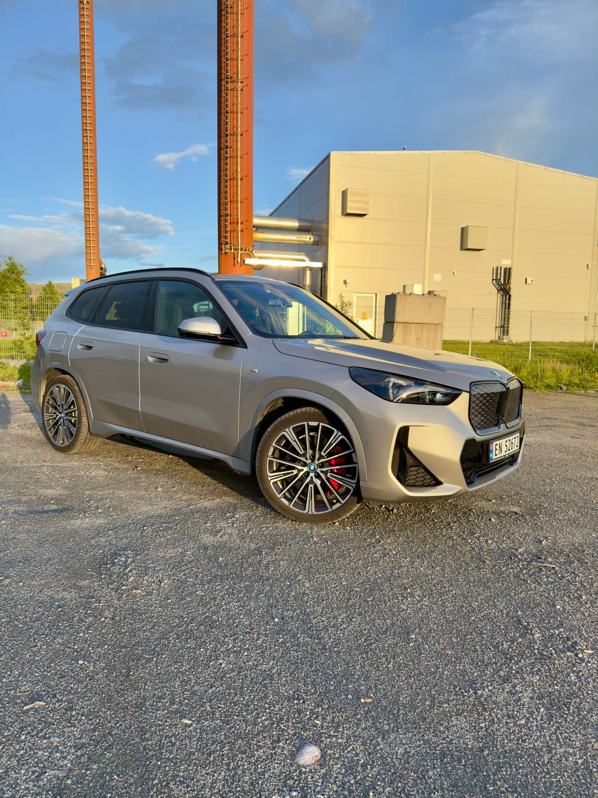 BMW iX1