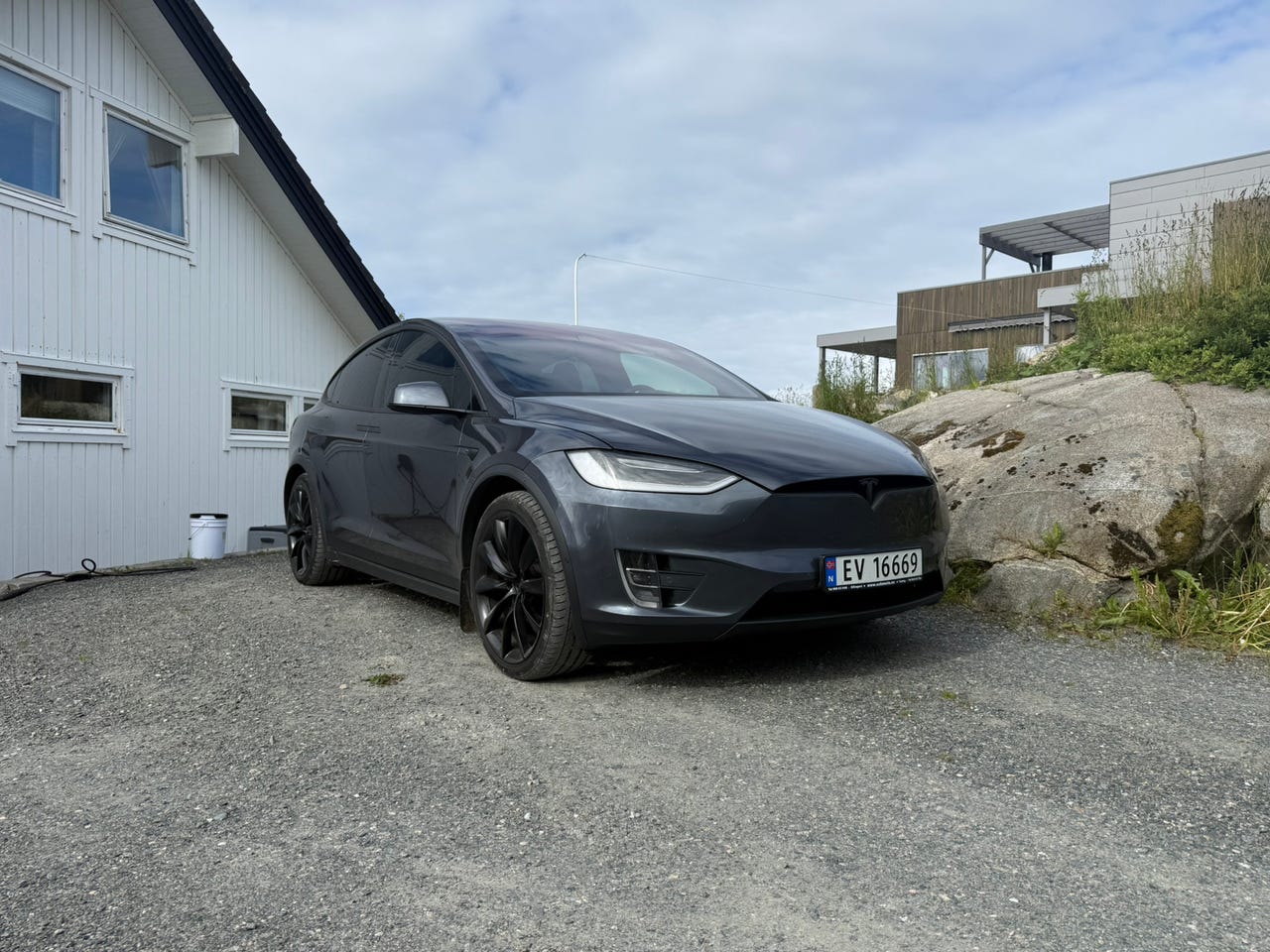 Tesla Model X