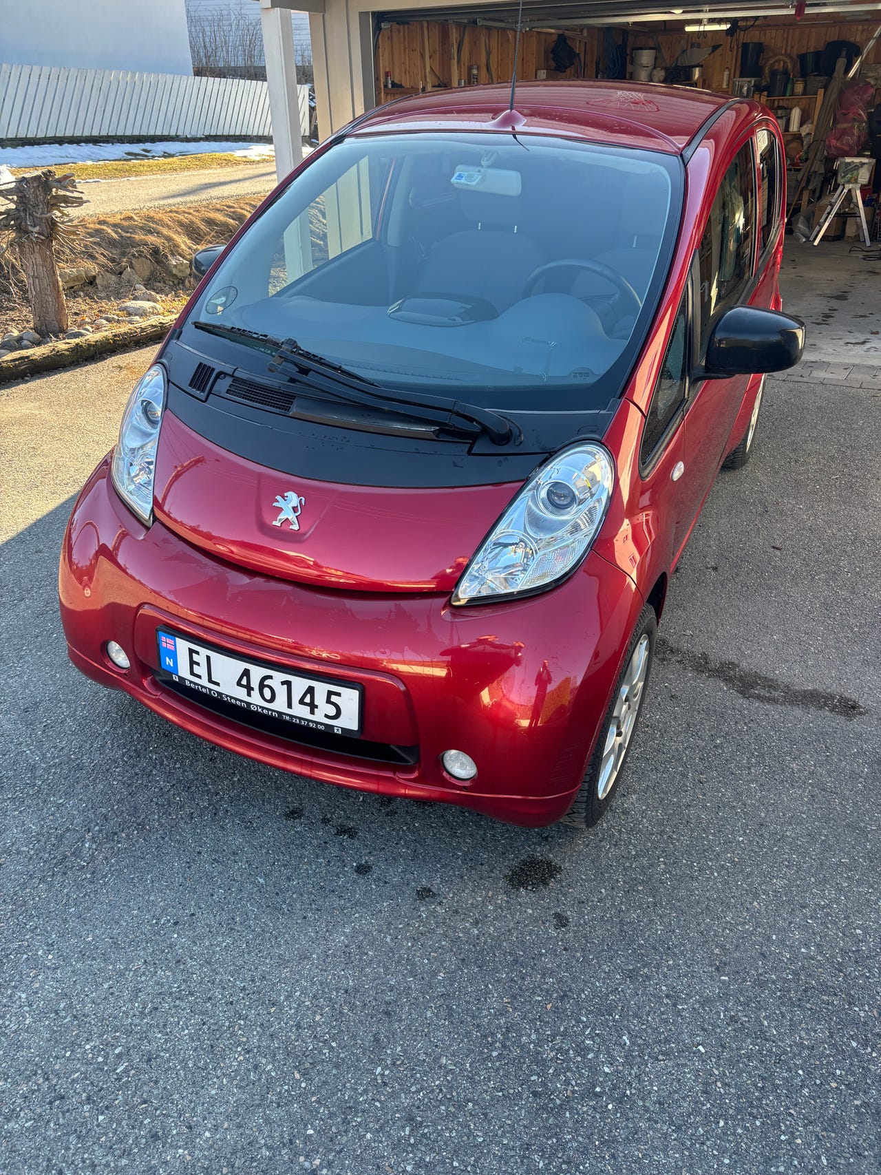 Peugeot iOn