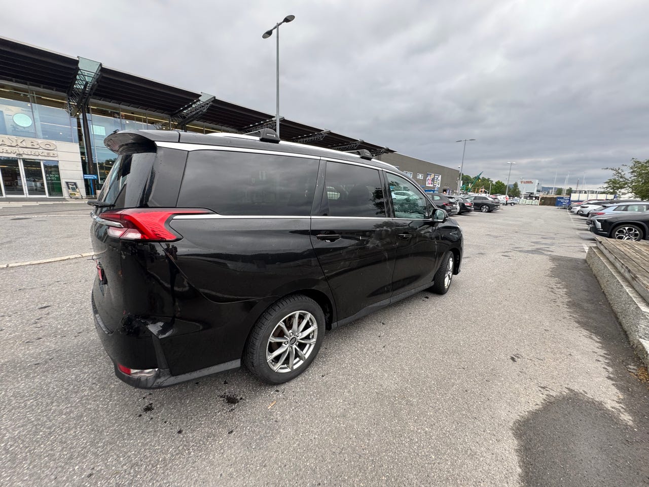 Maxus Euniq 5