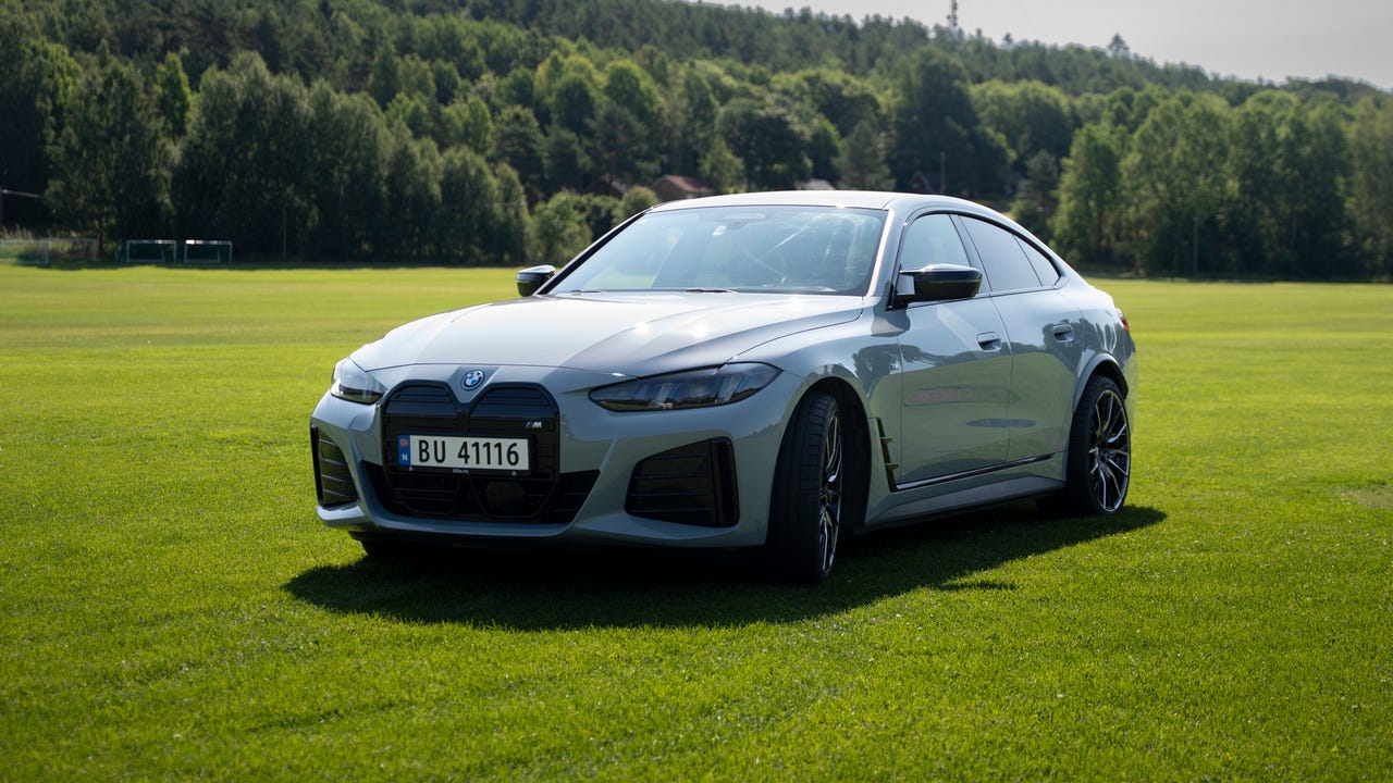 BMW i4