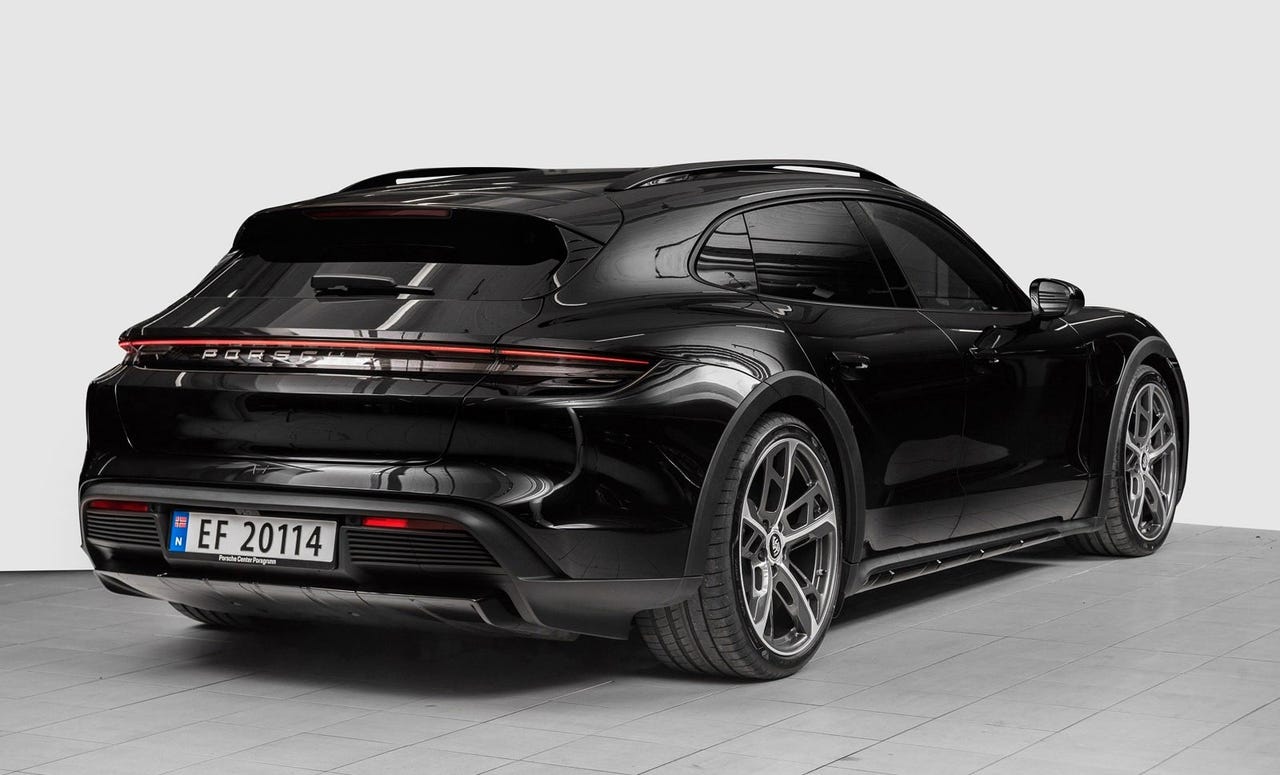 Porsche Taycan 4