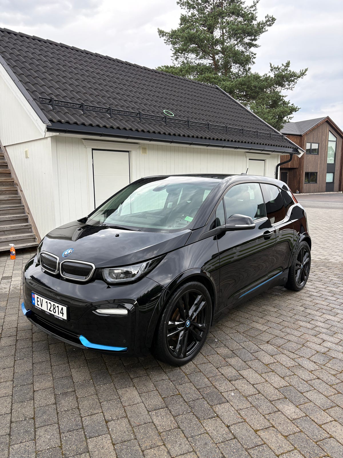 BMW i3s