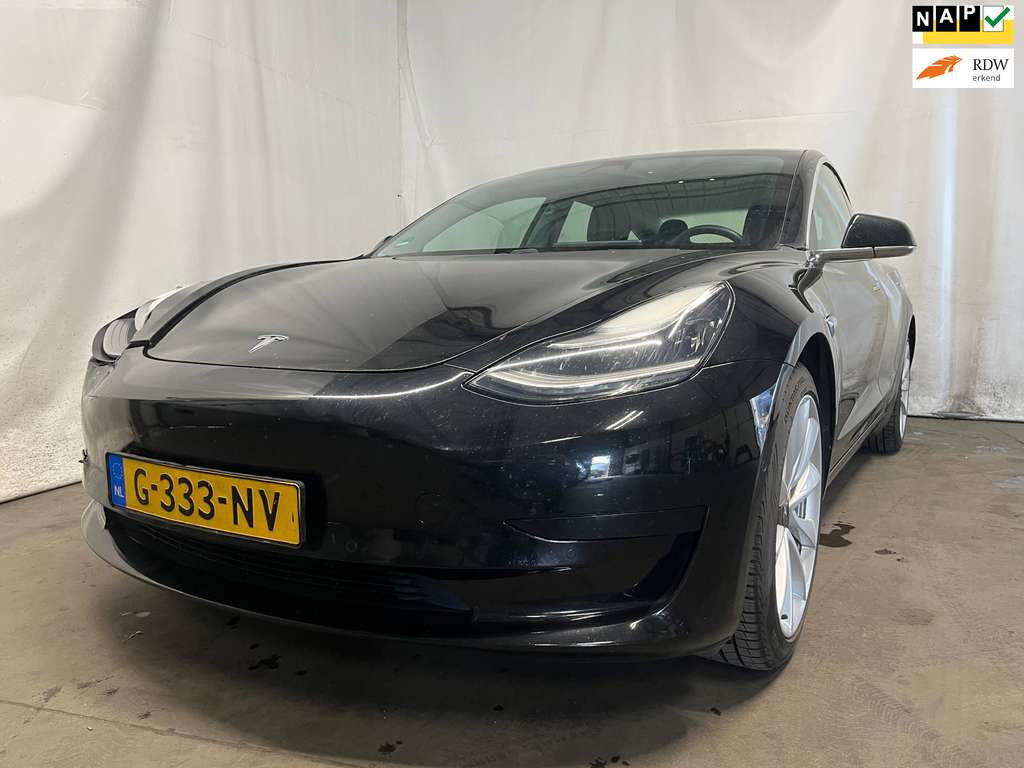 Tesla Model 3 Standard RWD Plus 60 kWh - Schade